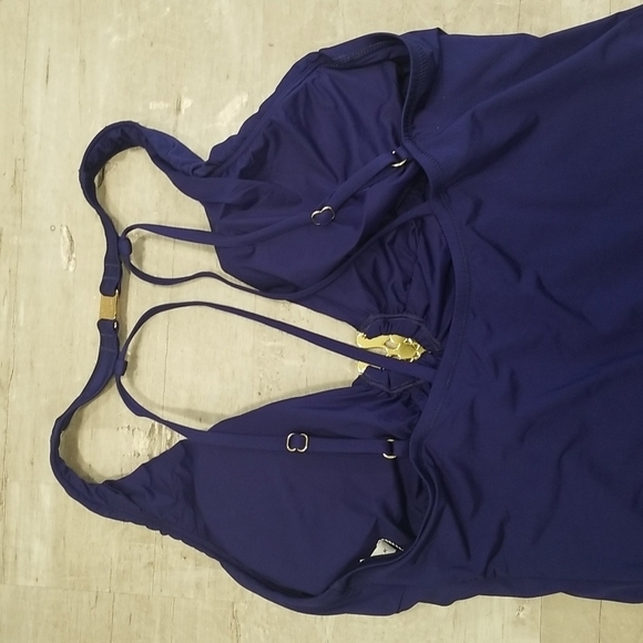 💕TRINA TURK Bijou Solids V-Plunge Plus One Piece Swimsuit Ultra Marine Blue 20W - Picture 13 of 15